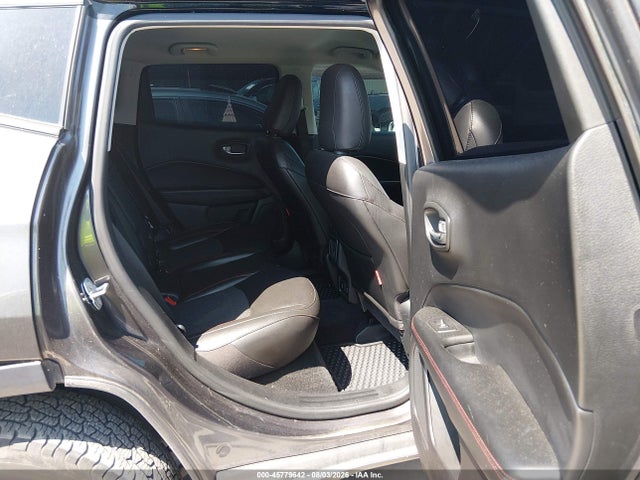 45779642 :رقم المزاد ، 3C4NJDDB1LT146663 vin ، 2020 Jeep Compass Trailhawk 4x4 مزاد بيع