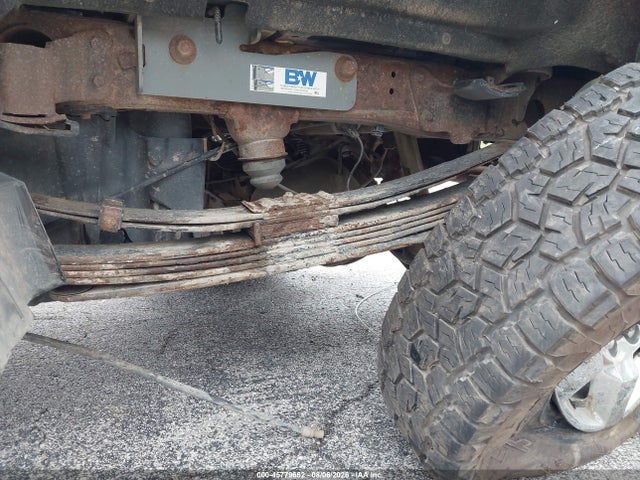 1GT423E87FF561541 GMC Sierra 3500hd Available Wifi Slt