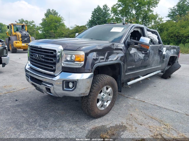 1GT423E87FF561541 GMC Sierra 3500hd Available Wifi Slt