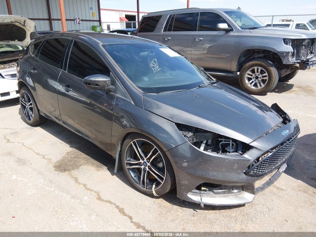 2016 Ford Focus St მანქანა იყიდება აუქციონზე, vin: 1FADP3L90GL400745, აუქციონის ნომერი: 45779669