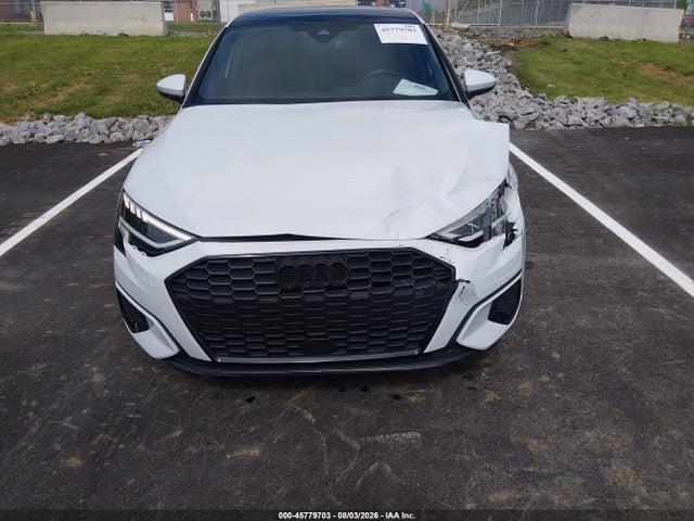 2023 Audi A3 Premium Plus 40 Tfsi Front-wheel Drive S Tronic მანქანა იყიდება აუქციონზე, vin: WAUBUDGY9PA086734, აუქციონის ნომერი: 45779703