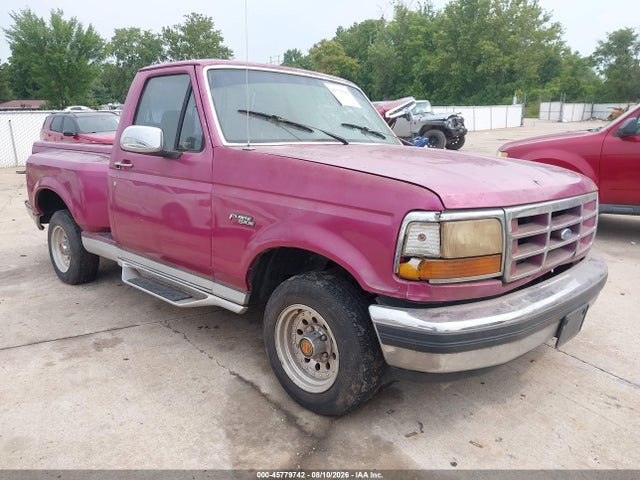 45779742 :رقم المزاد ، 1FTCF15YXNKA99826 vin ، 1992 Ford F150 مزاد بيع