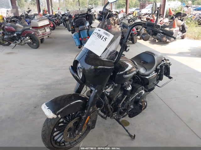 Harley-Davidson FLHRXS 2018 1HD1KVC10JB627608 Image 2