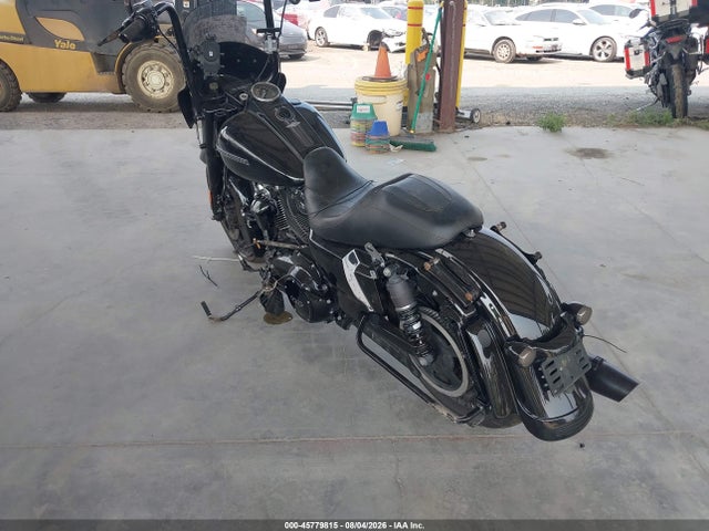 Harley-Davidson FLHRXS 2018 1HD1KVC10JB627608 Image 3