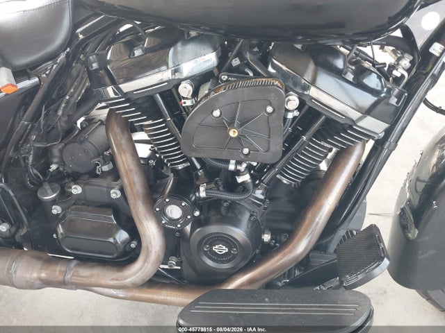 Harley-Davidson FLHRXS 2018 1HD1KVC10JB627608 Image 8