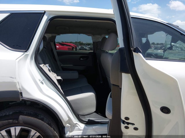 5N1BT3BA3PC750326 Nissan Rogue Sv Fwd