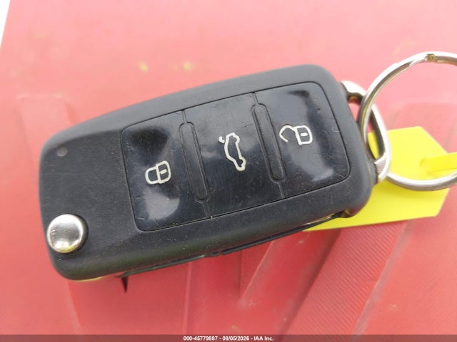 1VWBT7A32GC006146 Volkswagen Passat 1.8t Se