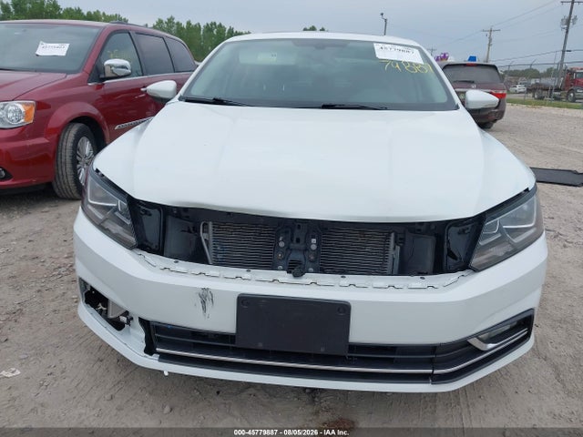 1VWBT7A32GC006146 Volkswagen Passat 1.8t Se