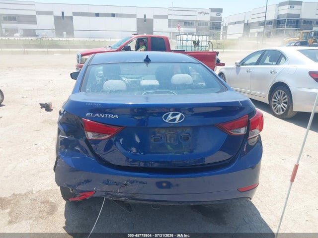 Продажа на аукционе авто 2016 Hyundai Elantra Se, vin: 5NPDH4AE3GH755619, номер лота: 45779904