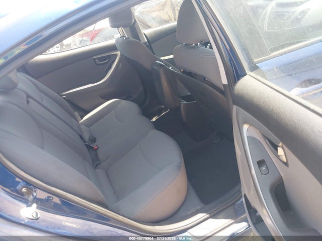 Продажа на аукционе авто 2016 Hyundai Elantra Se, vin: 5NPDH4AE3GH755619, номер лота: 45779904