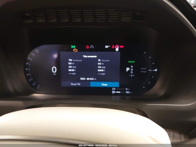 45779909 :رقم المزاد ، YV4H60CF4R1165328 vin ، 2024 Volvo Xc90 Recharge Plug-in Hybrid T8 Ultimate Bright Theme 7-seater مزاد بيع