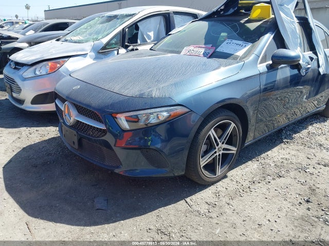 Продажа на аукционе авто 2019 Mercedes-benz A 220, vin: WDD3G4EB4KW020672, номер лота: 45779913