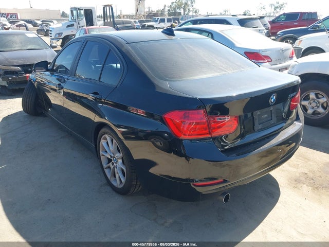 BMW 320i 2014 WBA3B1C56EK133312 Image 3