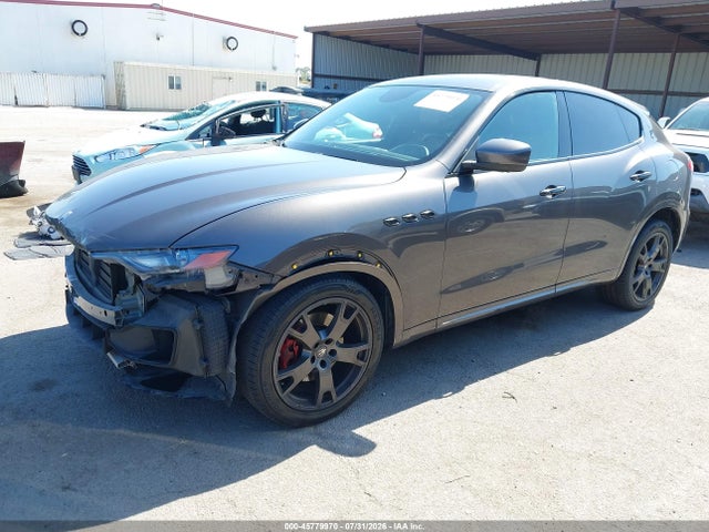 Maserati Levante 2018 ZN661XUA7JX279103 Image 2