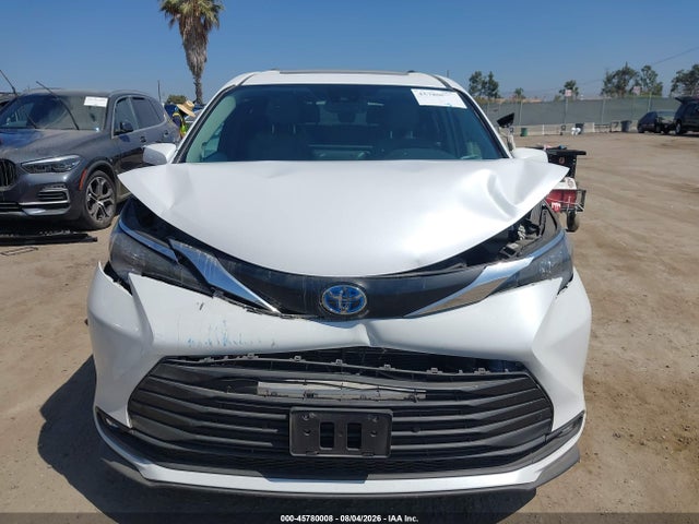 Продажа на аукционе авто 2025 Toyota Sienna Xle, vin: 5TDJRKEC0SS236334, номер лота: 45780008