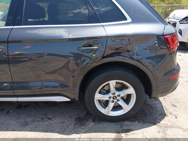 Продаж на аукціоні авто 2024 Audi Q5 Premium 40 Tfsi Quattro S Tronic, vin: WA1ABAFY9R2046553, номер лоту: 45780032