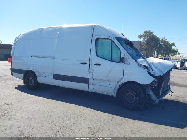 W1Y4NCHY1PT141050 Mercedes-Benz Sprinter 2500 High Roof 4-cyl Diesel Ho