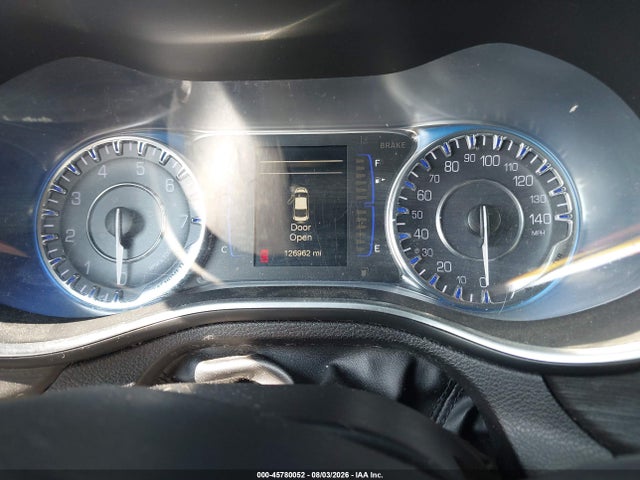 Продаж на аукціоні авто 2016 Chrysler 200 Limited, vin: 1C3CCCAB4GN176752, номер лоту: 45780052