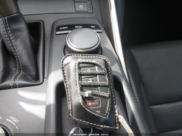 Продажа на аукционе авто 2017 Lexus Is 200t, vin: JTHBA1D23H5054235, номер лота: 45780084