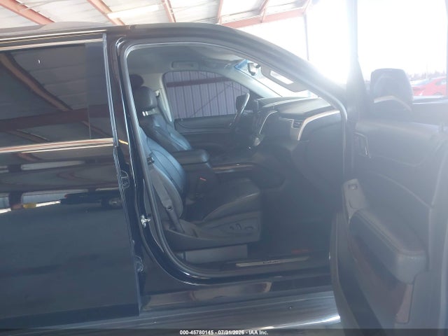 1GKS1GKC7JR333481 GMC Yukon Xl Slt