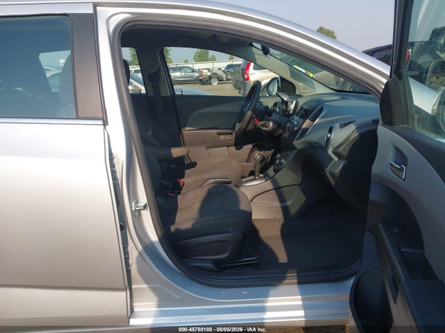 Продаж на аукціоні авто 2014 Chevrolet Sonic Lt Auto, vin: 1G1JC6SG4E4190211, номер лоту: 45780180
