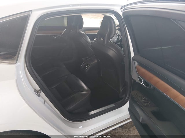 Auction sale of the 2018 Volvo S90 T6 Inscription, vin: LVY992ML8JP029681, lot number: 45780182