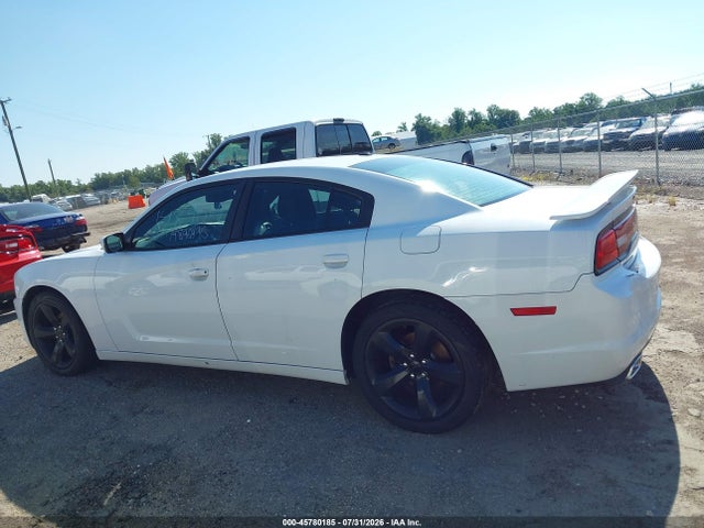 2014 Dodge Charger Sxt მანქანა იყიდება აუქციონზე, vin: 2C3CDXHG5EH295356, აუქციონის ნომერი: 45780185