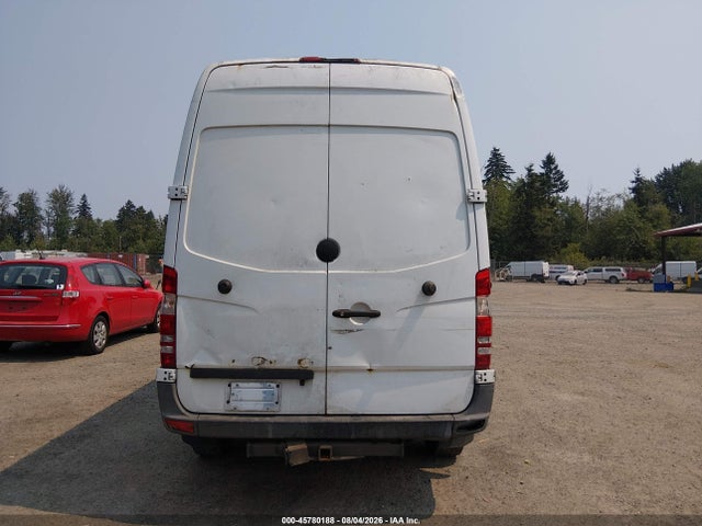 45780188 :رقم المزاد ، WD3PE7CC5A5497379 vin ، 2010 Mercedes-benz Sprinter Van 2500 مزاد بيع