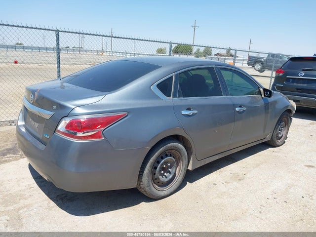 Продажа на аукционе авто 2014 Nissan Altima 2.5 S, vin: 1N4AL3AP6EN210174, номер лота: 45780194