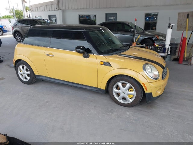 Продаж на аукціоні авто 2009 Mini Cooper, vin: WMWMF33539TW73673, номер лоту: 45780199