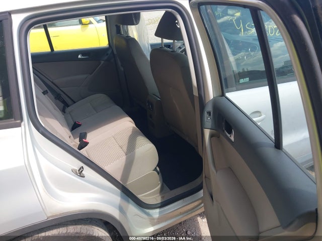 Aukcja sprzedaży 2010 Volkswagen Tiguan S, vin: WVGAV7AX6AW525827, numer aukcji: 45780216