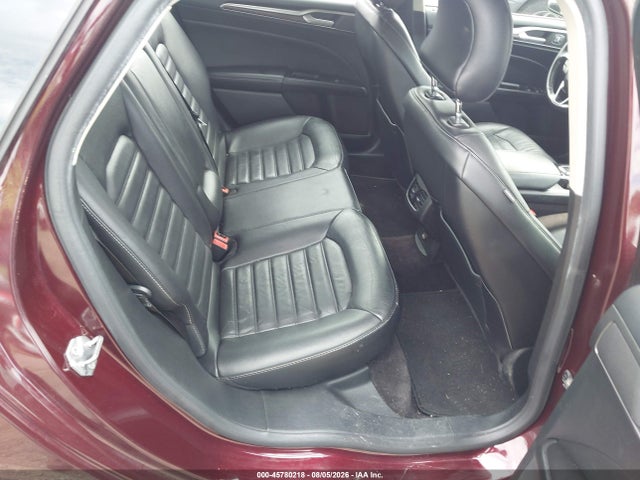 3FA6P0HDXHR109449 Ford FUSION SE