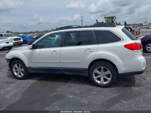Продаж на аукціоні авто 2014 Subaru Outback 2.5i Limited, vin: 4S4BRCLC0E3208838, номер лоту: 45780224