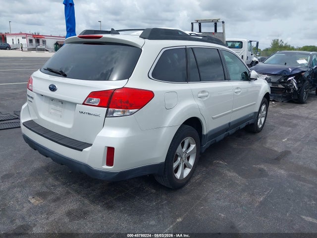 Продаж на аукціоні авто 2014 Subaru Outback 2.5i Limited, vin: 4S4BRCLC0E3208838, номер лоту: 45780224