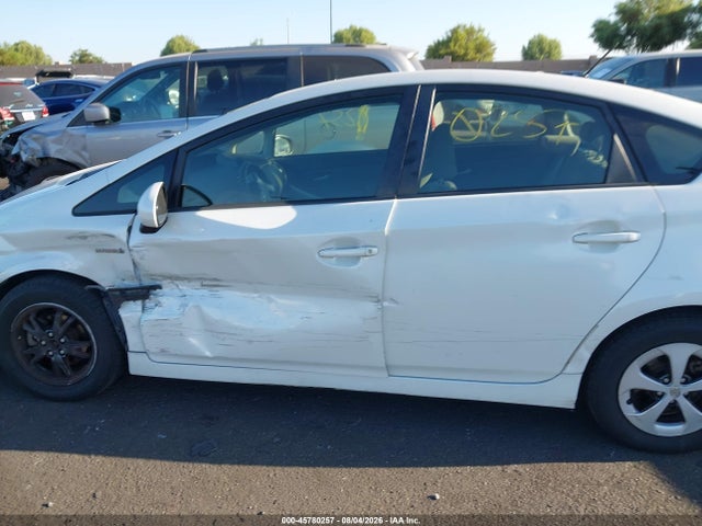 Toyota Prius Two 2014 JTDKN3DU3E0390169 Image 15
