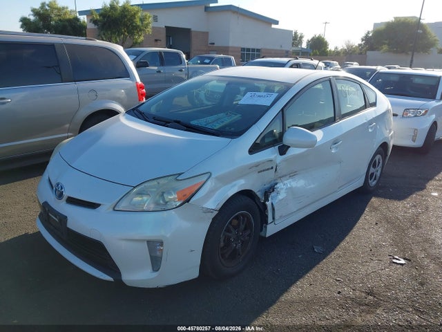 Toyota Prius Two 2014 JTDKN3DU3E0390169 Image 2