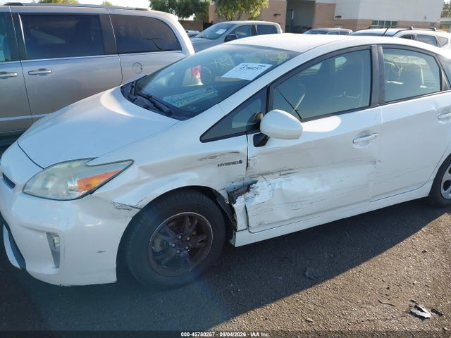 Toyota Prius Two 2014 JTDKN3DU3E0390169 Image 6