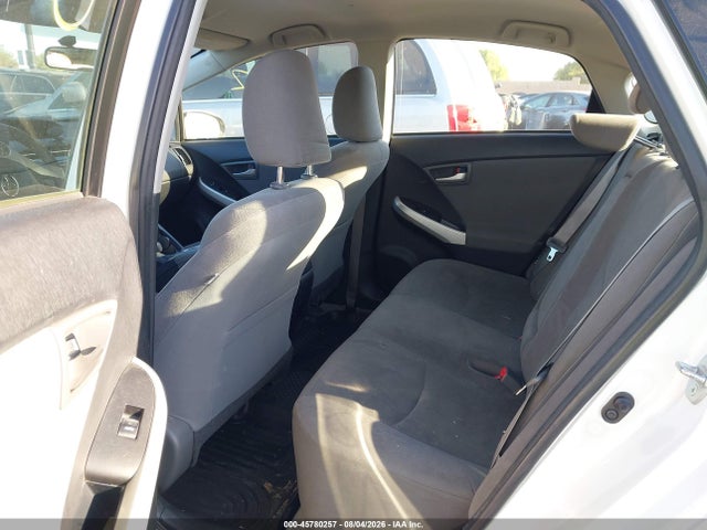 Toyota Prius Two 2014 JTDKN3DU3E0390169 Image 8