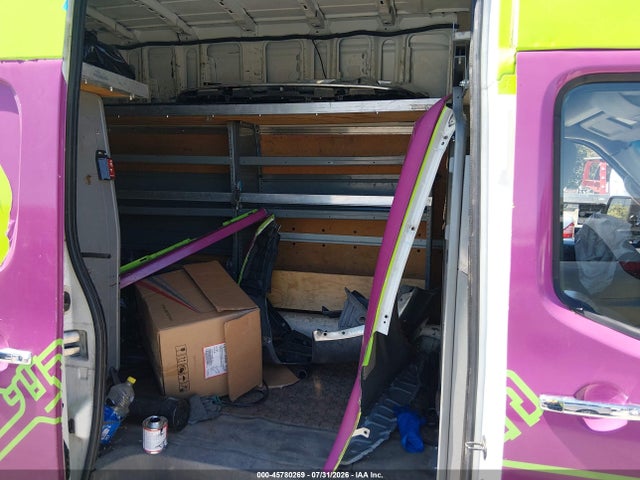 1N6AF0LY6EN108215 Nissan Nv Cargo Nv2500 Hd Sv V8