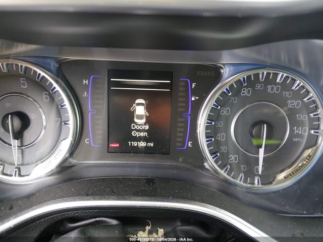 45780270 :رقم المزاد ، 1C3CCCAB7GN124919 vin ، 2016 Chrysler 200 Limited مزاد بيع