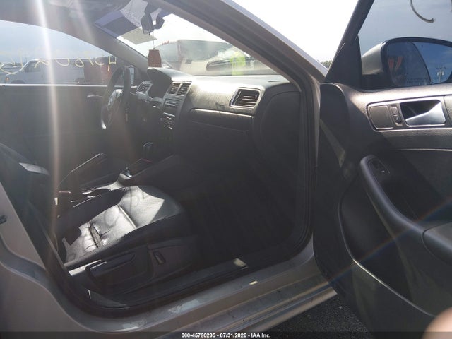 Продаж на аукціоні авто 2014 Volkswagen Jetta 1.8t Se, vin: 3VWD17AJ2EM273375, номер лоту: 45780295