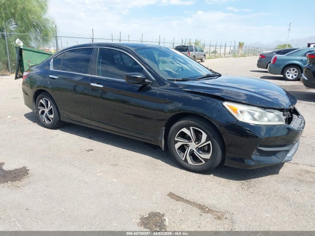 Продажа на аукционе авто 2017 Honda Accord Lx, vin: 1HGCR2F3XHA170888, номер лота: 45780297