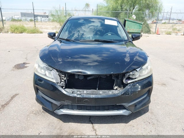 45780297 :رقم المزاد ، 1HGCR2F3XHA170888 vin ، 2017 Honda Accord Lx مزاد بيع