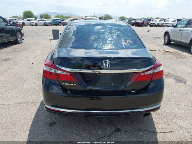 45780297 :رقم المزاد ، 1HGCR2F3XHA170888 vin ، 2017 Honda Accord Lx مزاد بيع
