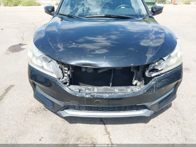 45780297 :رقم المزاد ، 1HGCR2F3XHA170888 vin ، 2017 Honda Accord Lx مزاد بيع