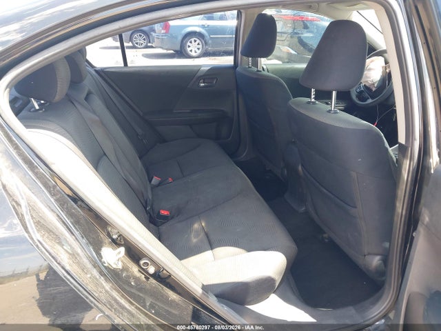 45780297 :رقم المزاد ، 1HGCR2F3XHA170888 vin ، 2017 Honda Accord Lx مزاد بيع