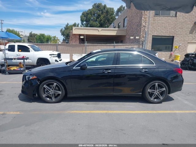 Mercedes-Benz A 220 2022 W1K3G4EB2NJ336492 Image 15