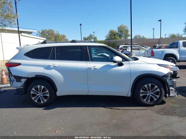 Toyota Highlander Xle 2021 5TDHZRAH8MS056384 Image 14