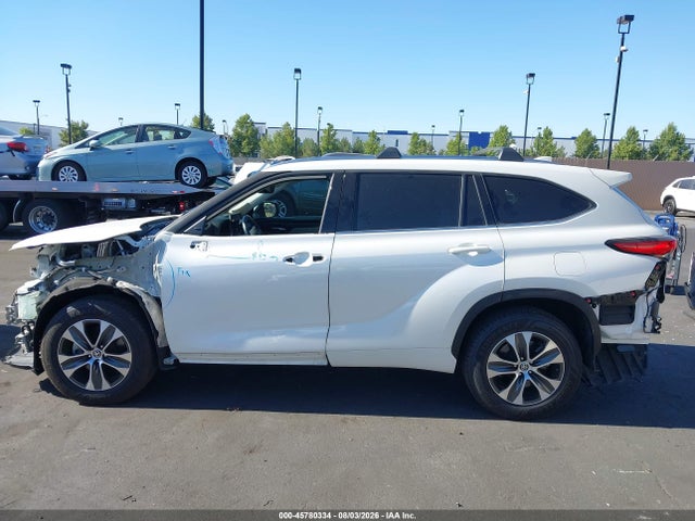 Toyota Highlander Xle 2021 5TDHZRAH8MS056384 Image 15