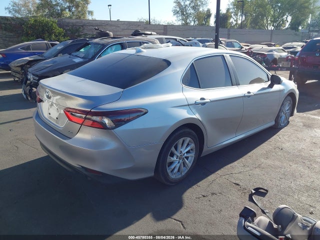 Toyota CAMRY LE 2024 4T1C11AKXRU882960 Image 4